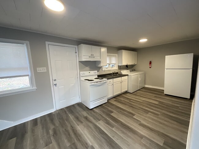 Photo - 218 N Pitt St