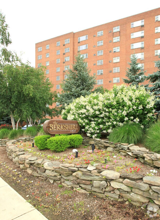 Photo - The Berkshire