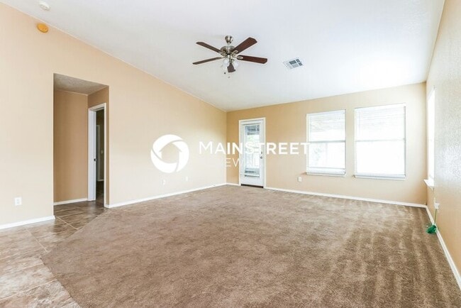 4 Bedroom Pet-Friendly Home in Oklahoma City, OK with Main Street Renewal
