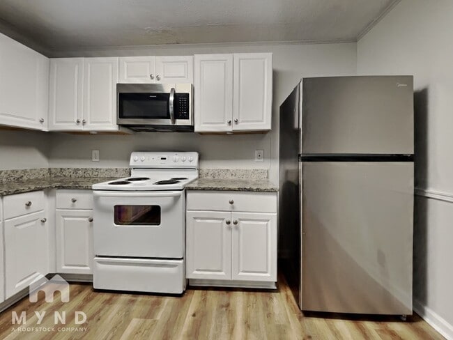 1049 Soapstone Ln
