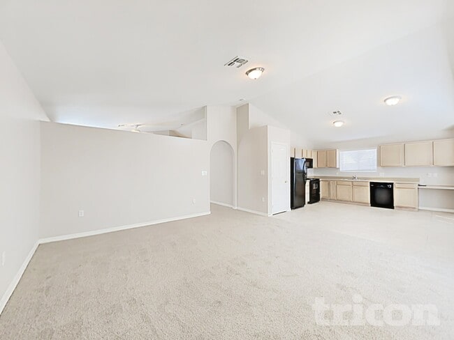 Photo - 423 N Shaylee Ln