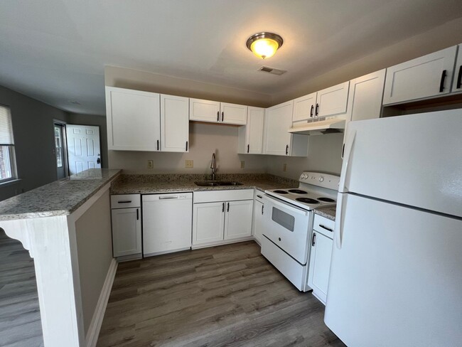 Photo - Great 2Br 1Ba Dorchester II School District