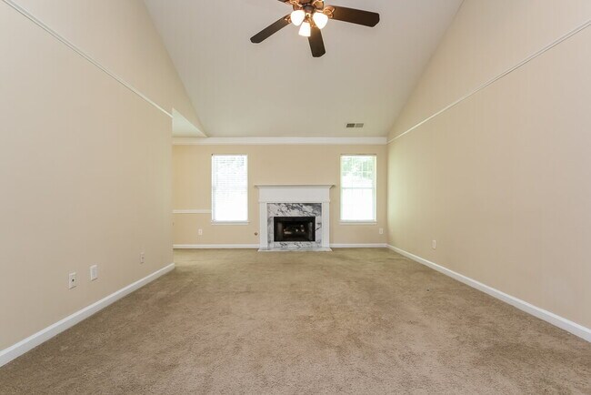 Photo - 1715 Heatherton Rd