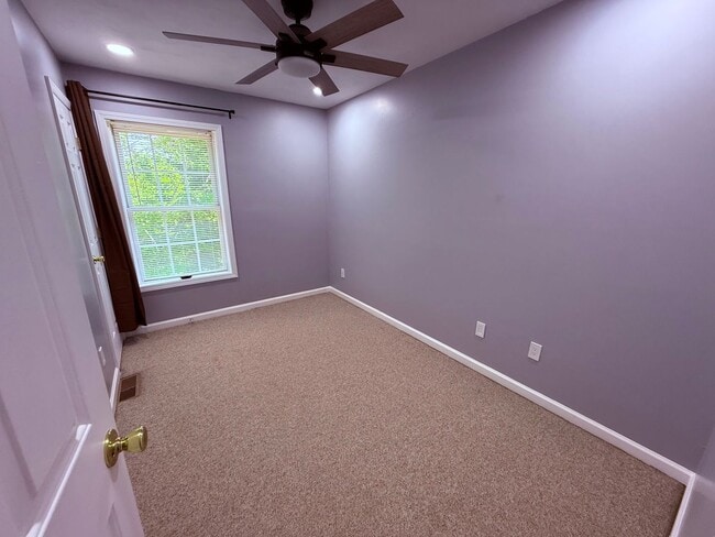 Photo - 3 Bedroom, 1.5 Bath Townhouse