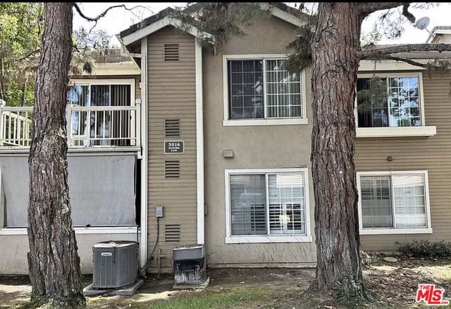 Building Photo - 3814 Dunford Ln Unit N