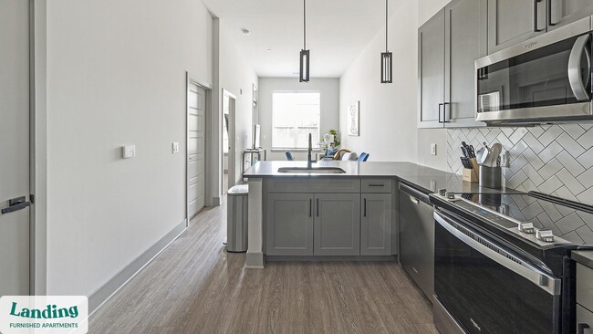 Photo - 640 21st Ave N Unidad 123.1405588