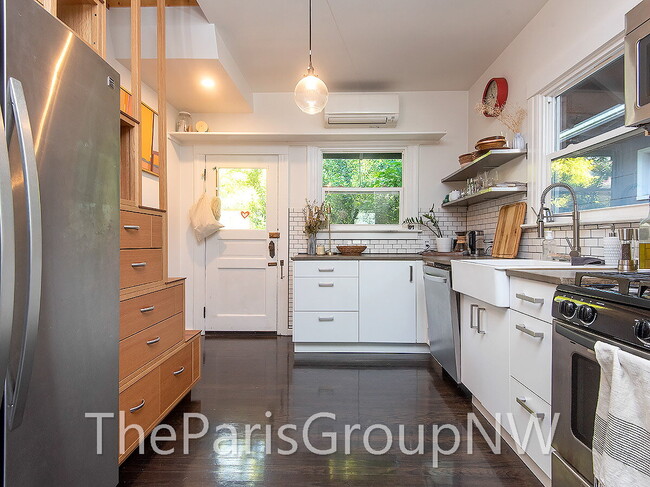 Photo - Remarkably Remodeled Queen Anne Home w/Air Conditioning!