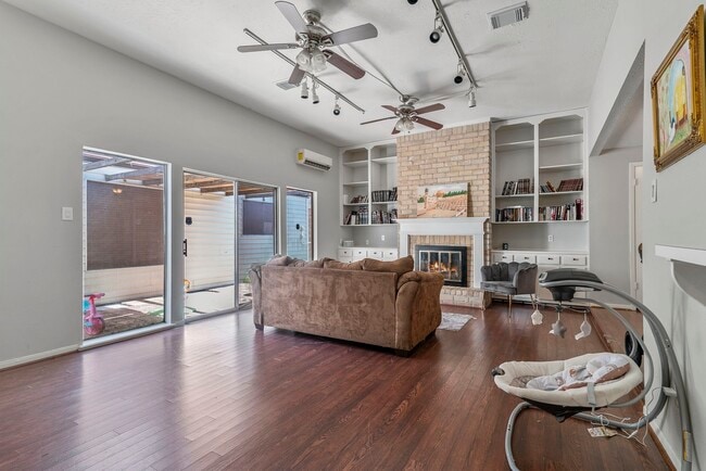Photo - 7534 Quail Meadow Dr
