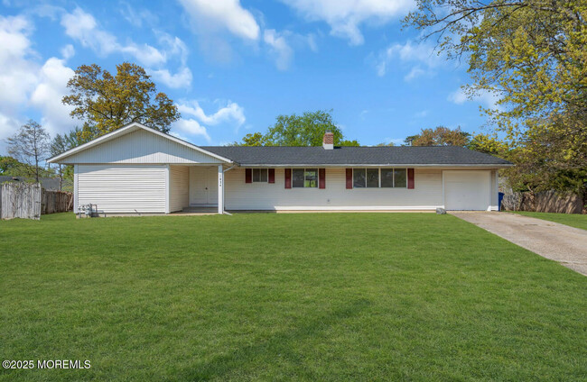 Photo - 1034 Zircon Dr House