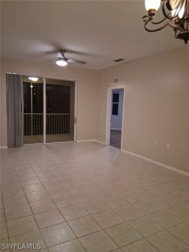 Building Photo - 2710 Cypress Trace Cir Unit 3034