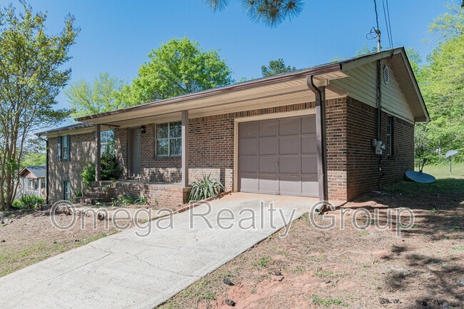 Photo - 213 Ashley Dr
