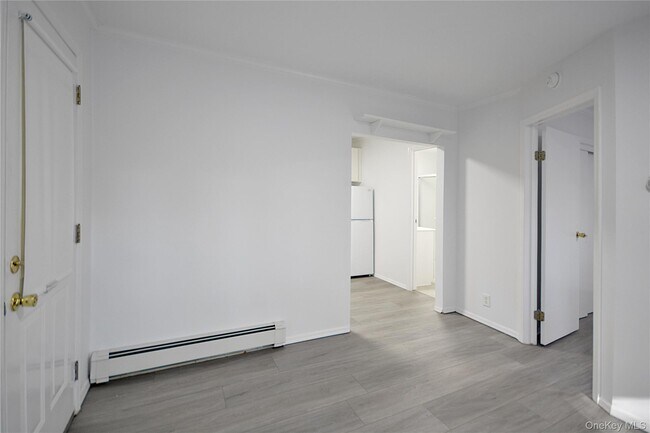 Photo - 140 Berg Ave