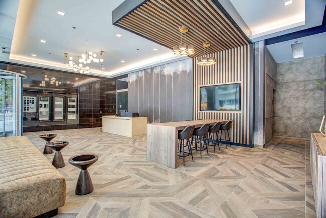 Photo - 539 N State St Unit 3001