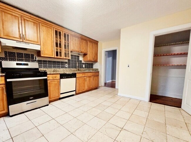 Photo - 7 High Street Pl Unit 2