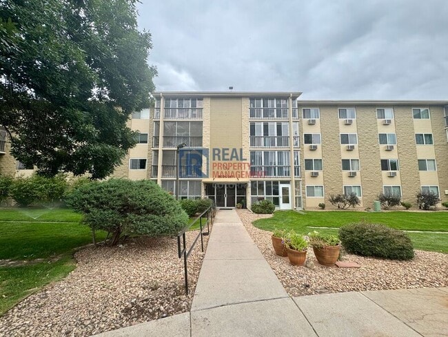 Building Photo - 13626 E Bates Ave Unit 305 Rental