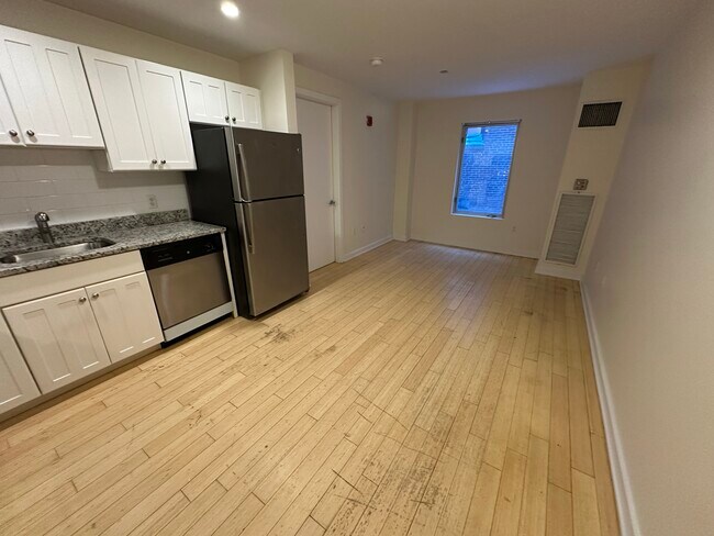 Building Photo - 7 Boylston Sq