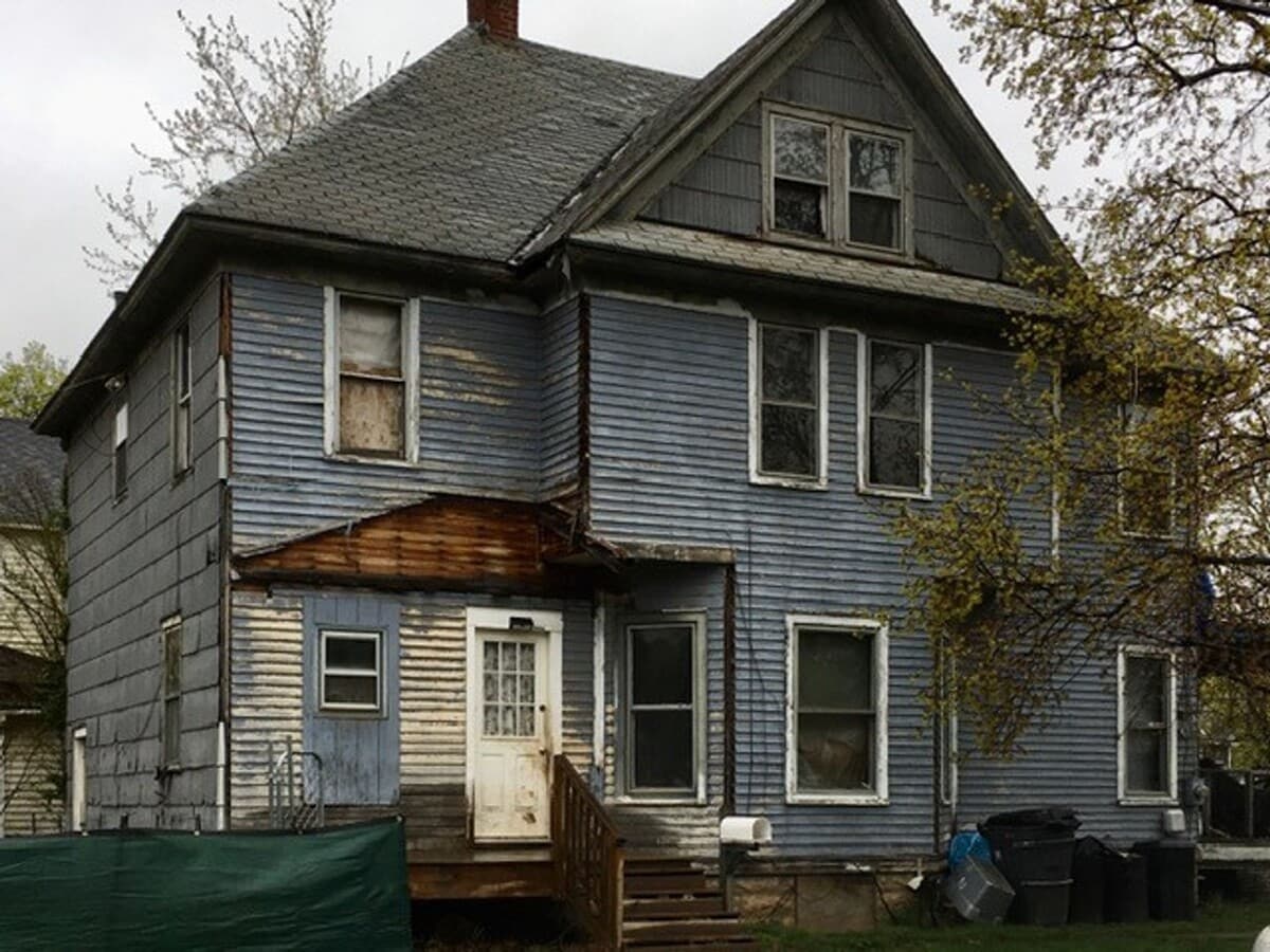 Value-Add, Multi-Story-Home in Newark - Value-Add, Multi-Story-Home in Newark