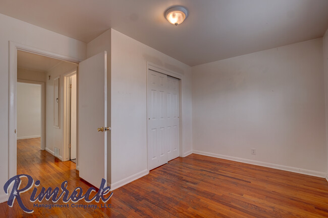 Photo - 1810 Hyview Dr. Apartment Unit 1