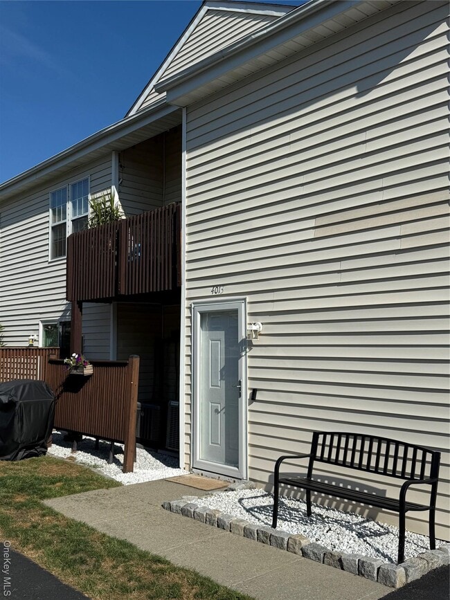 Building Photo - 4013 Whispering Hills Dr Rental