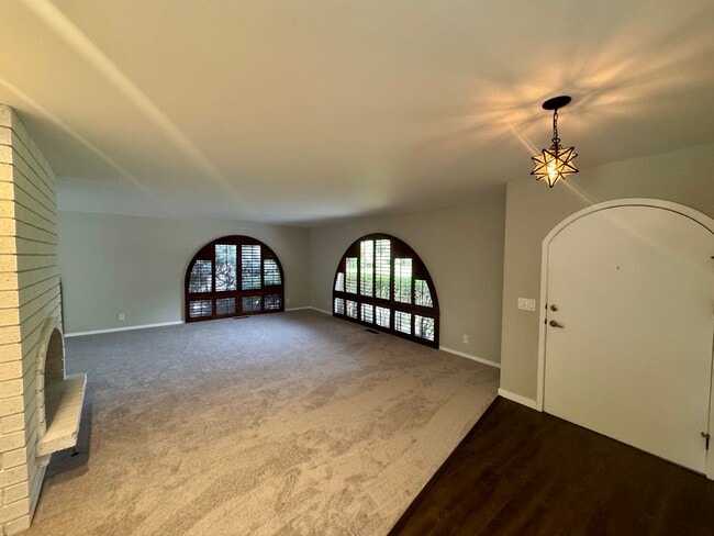 Photo - Spacious Single Level Home with Swimming Pool in Alamo Available Now!