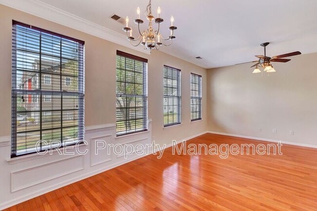 Photo - 9161 Parlor Dr