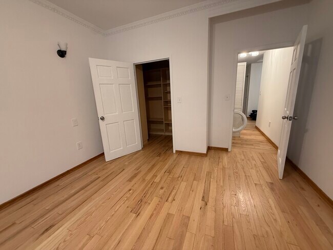 Photo - 150 Oceana Dr W Unidad 1B