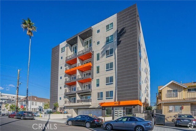 Building Photo - 900 S Kenmore Ave Unit 306 Rental
