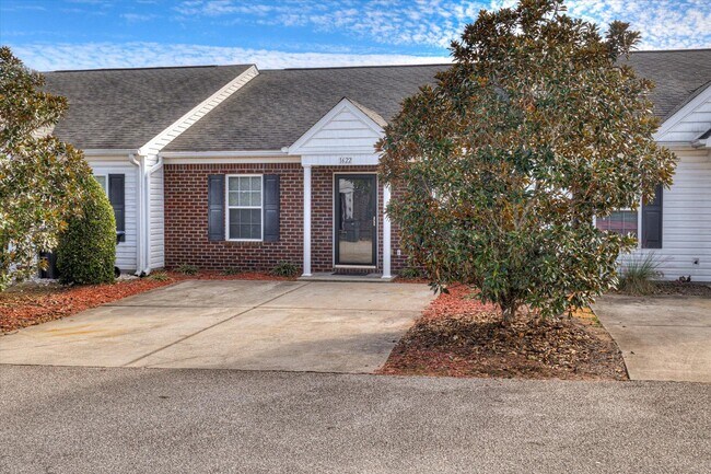 Photo - 1622 Emma St