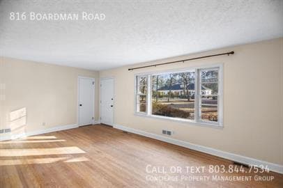 Photo - 816 Boardman Rd