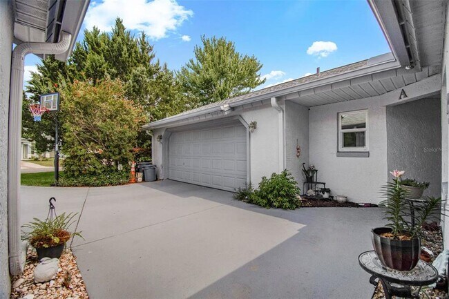 Photo - 73 Buttonworth Dr