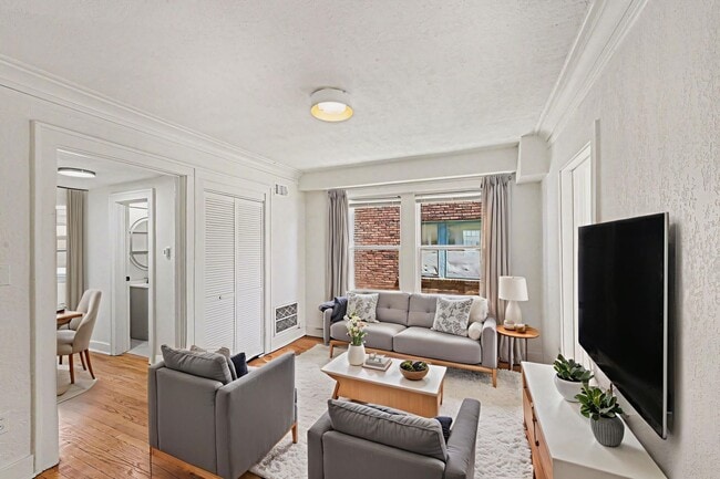Photo - The Bristol Apartments