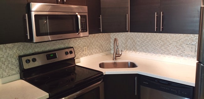 Photo - 1878 NE 46th St Unidad C2