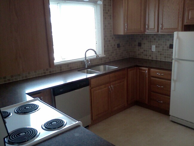 Photo - 30 Sunnycrest Dr