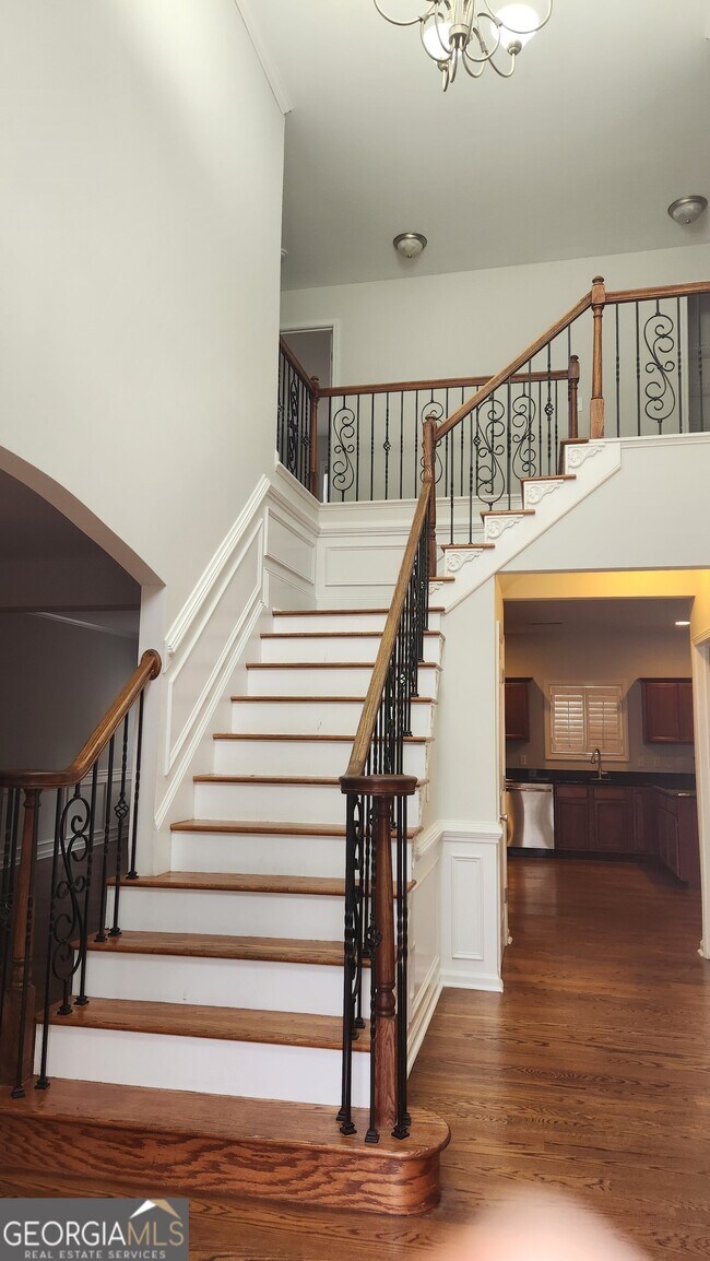 Photo - 3065 Moser Way