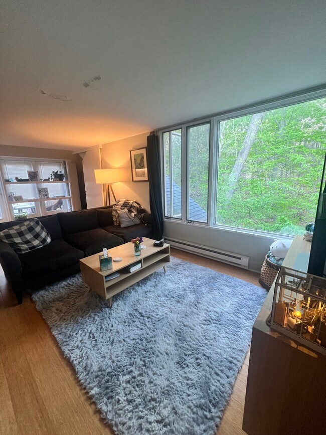 Photo - 56 Oliver St Unit 2