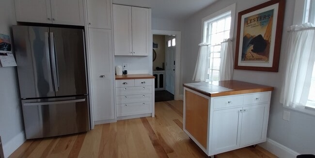 Photo - 10 Pine Point Rd