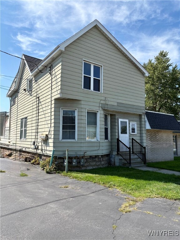 Building Photo - 3637 Walden Ave Rental