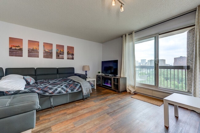 Photo - 10915-10998 98 Ave NW Unit SI FL1-ID1564629P