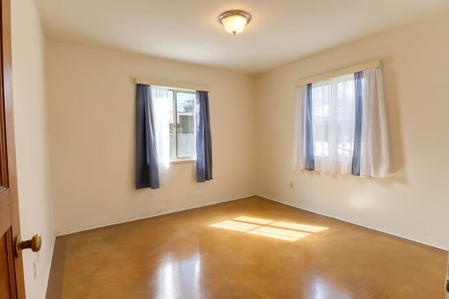 Photo - 2632 N Wilson Ave