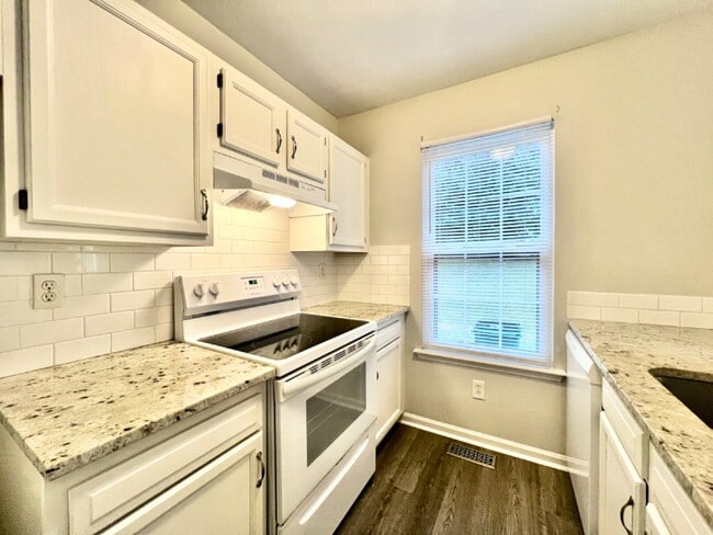 RAINTREE TOWNHOME!