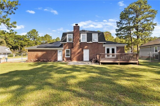 5839 Rivercroft Rd