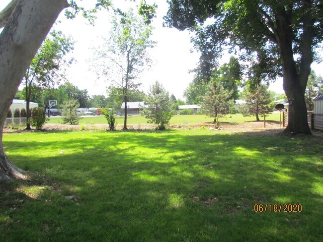 Photo - ROOMMATE Needed for 3 Bed Home Close to Bo...