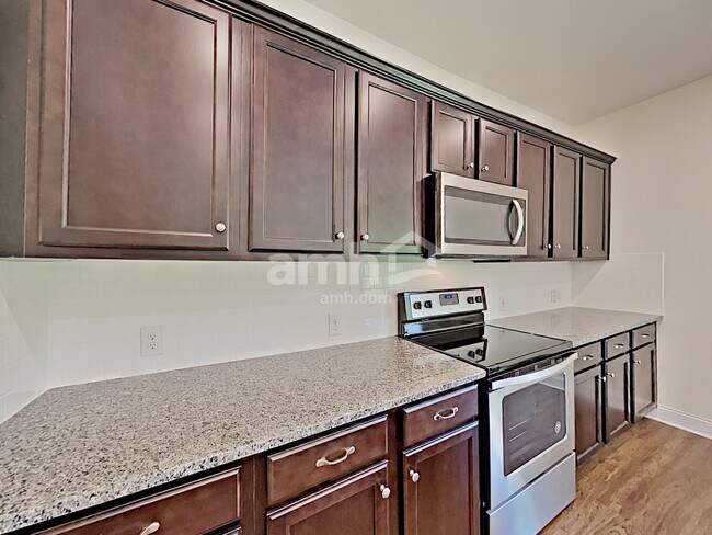 Photo - 6153 Rosemore Ln