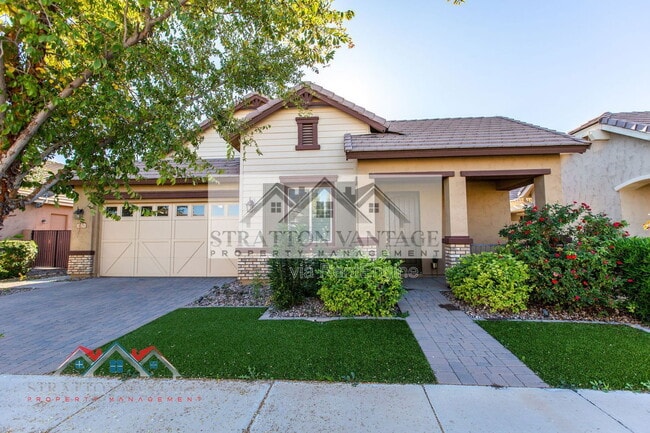 Building Photo - 4179 E Cynthia St