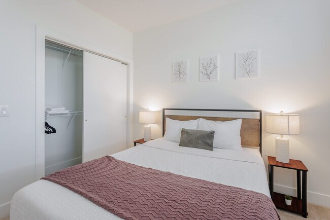 Photo - 228 Pike St Unit ID1036069P