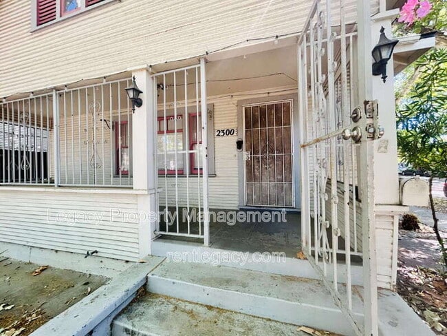 Photo - 2300 E St