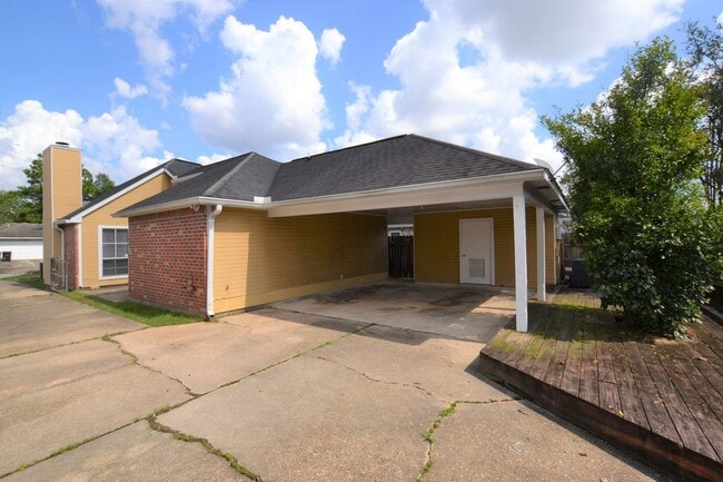 2136 S Flannery Rd