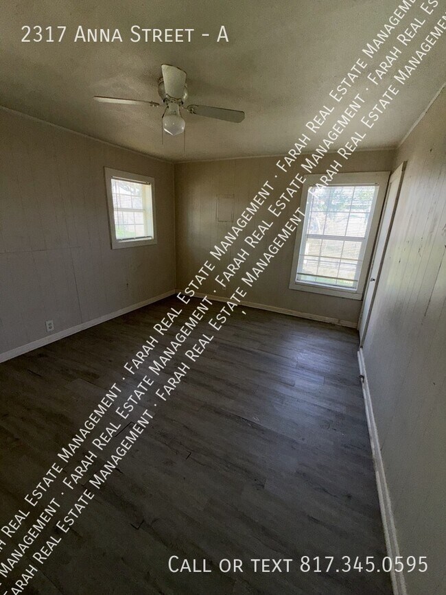 Photo - 2317 Anna St Unidad A