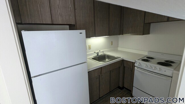 1455 Commonwealth Ave Unit 112