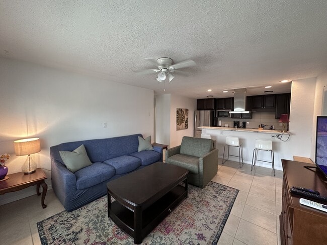 Photo - 3700-3700 Haines Rd N